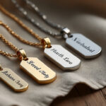 découvrez nos conseils pour créer des pendentifs personnalisés uniques et offrir un cadeau sentimental, durable et inoubliable à vos proches. inspirations, matériaux et astuces de personnalisation.