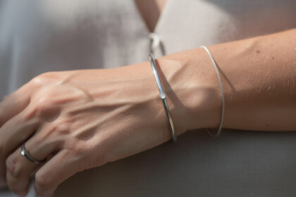 découvrez notre sélection de bijoux led discrets alliant élégance et modernité, pour illuminer votre style sans tomber dans l'excès ni le gadget.