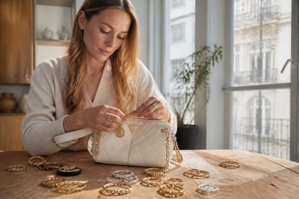 découvrez 5 astuces incontournables pour choisir les bijoux de sacs guess et sublimer votre style avec élégance et originalité.